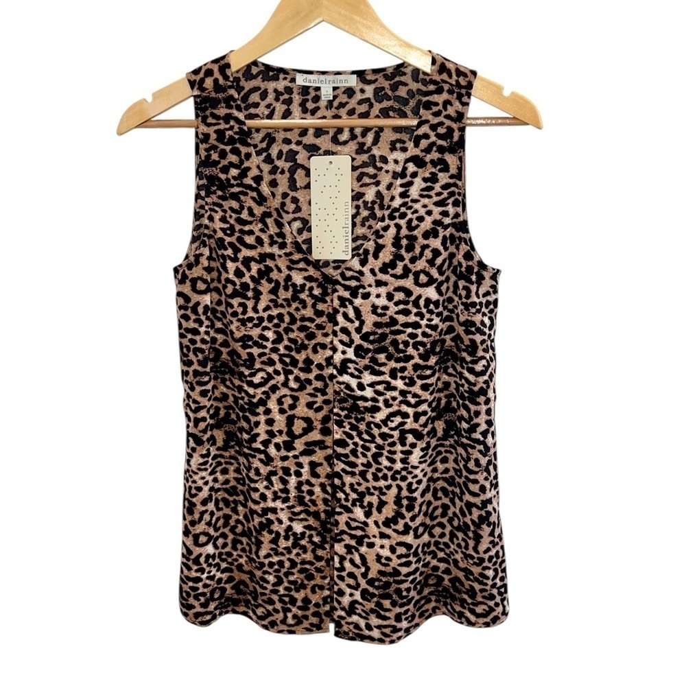 NWT Daniel Rainn Sleeveless Leopard Print Tank Top